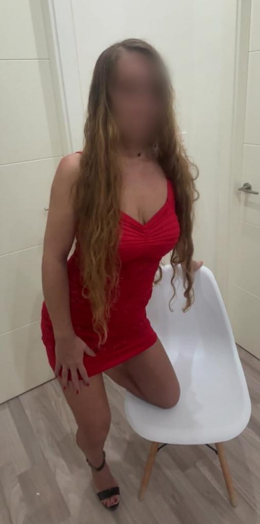 663446878: Chica busca chico en Granada