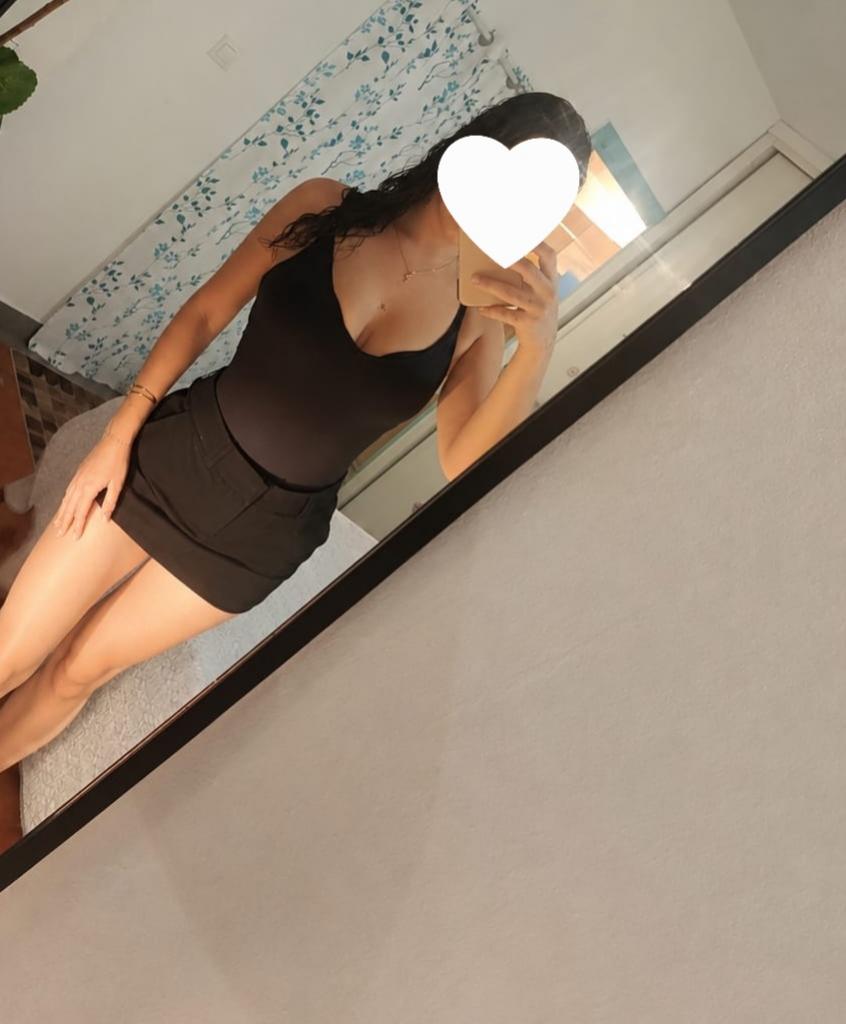 604220217: Chica busca chico en Sevilla
