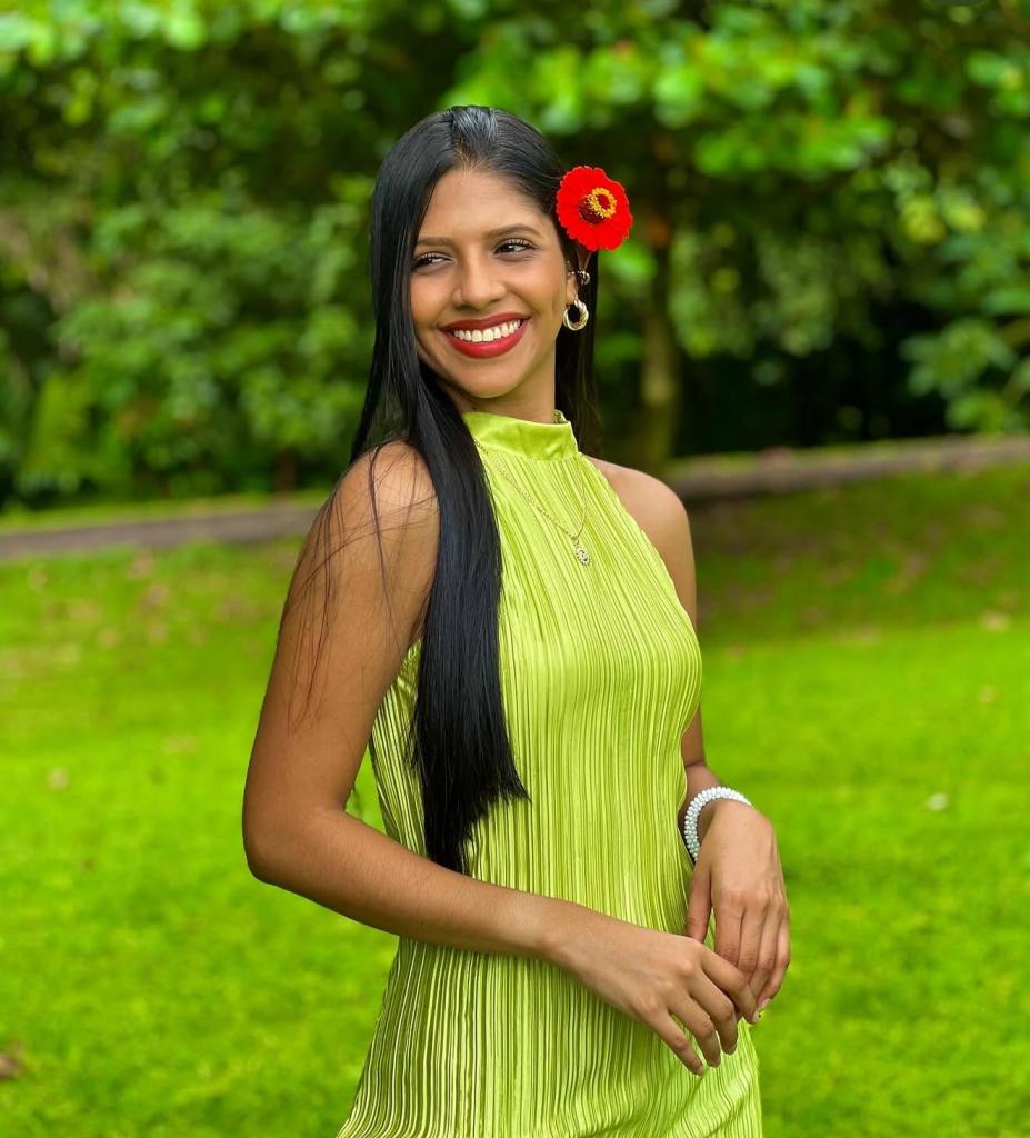 613758879: Chica busca chico en La Rioja