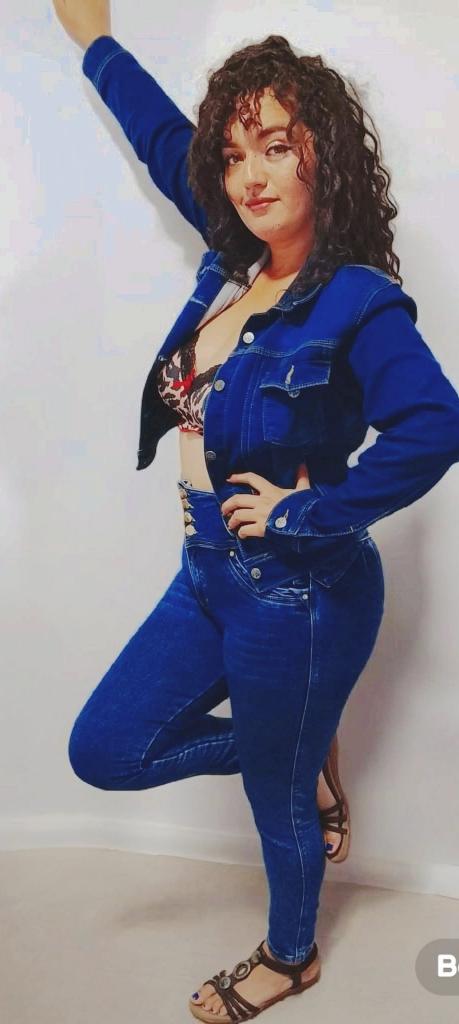 Chica busca chico en Lérida: 