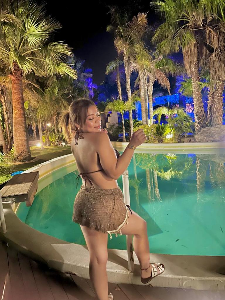 Chica busca chico en Valencia: Chica busca chico