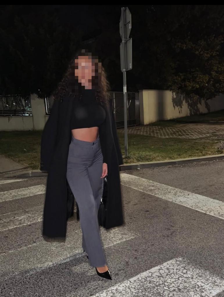643572481: Chica busca chico en Madrid