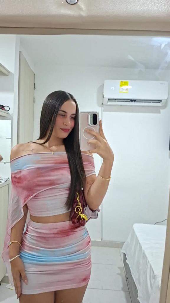 Chica busca chico en Granada: 