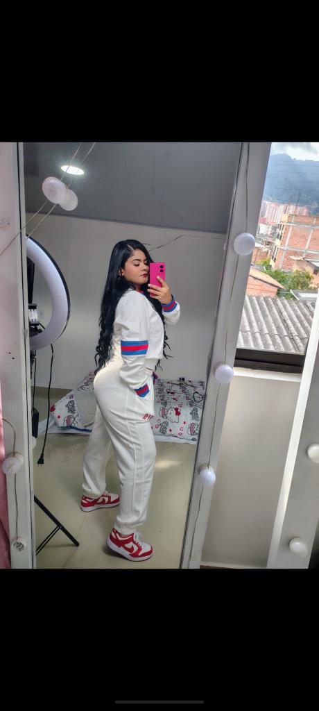 603663568: Chica busca chico en Barcelona
