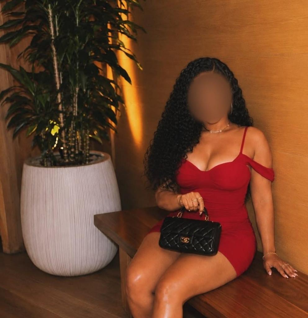 617994222: Chica busca chico en Valencia