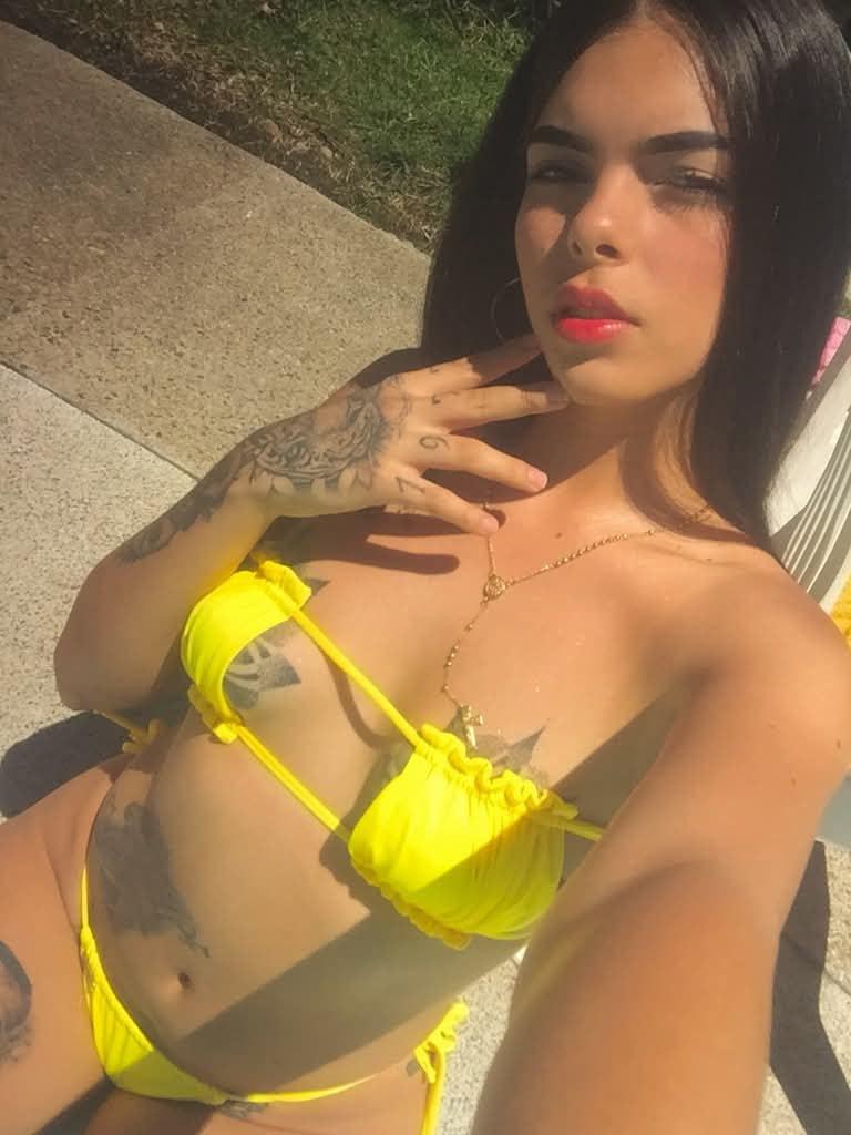 670370186: Chica busca chico en Barcelona