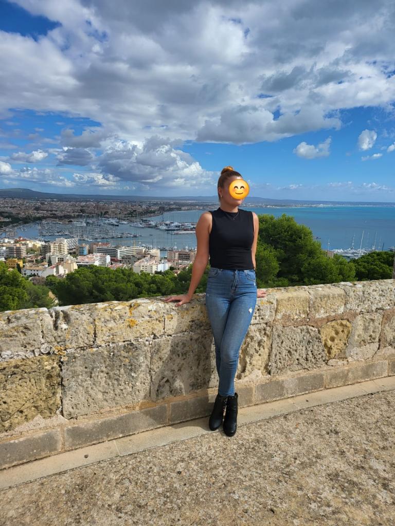 695288099: Chica busca chico en Tenerife