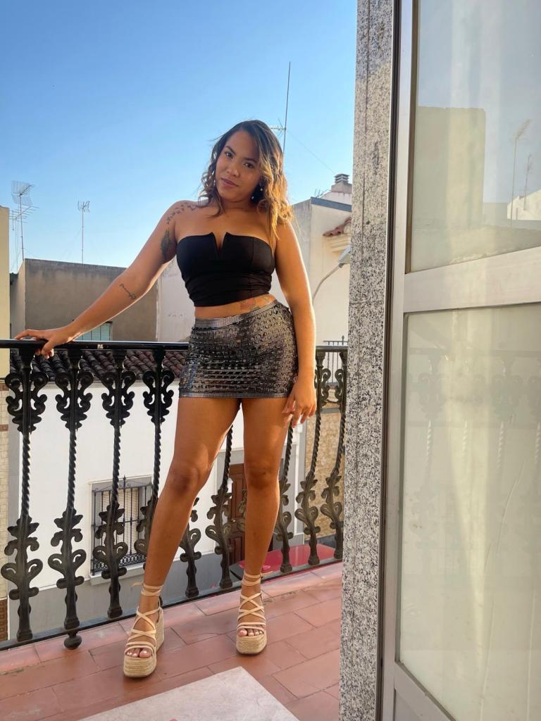 612236213: Chica busca chico en Alicante