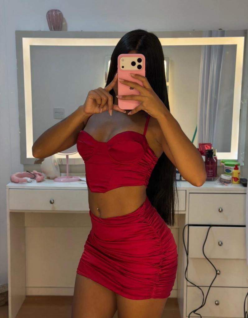 Chica busca chico en Pontevedra: 