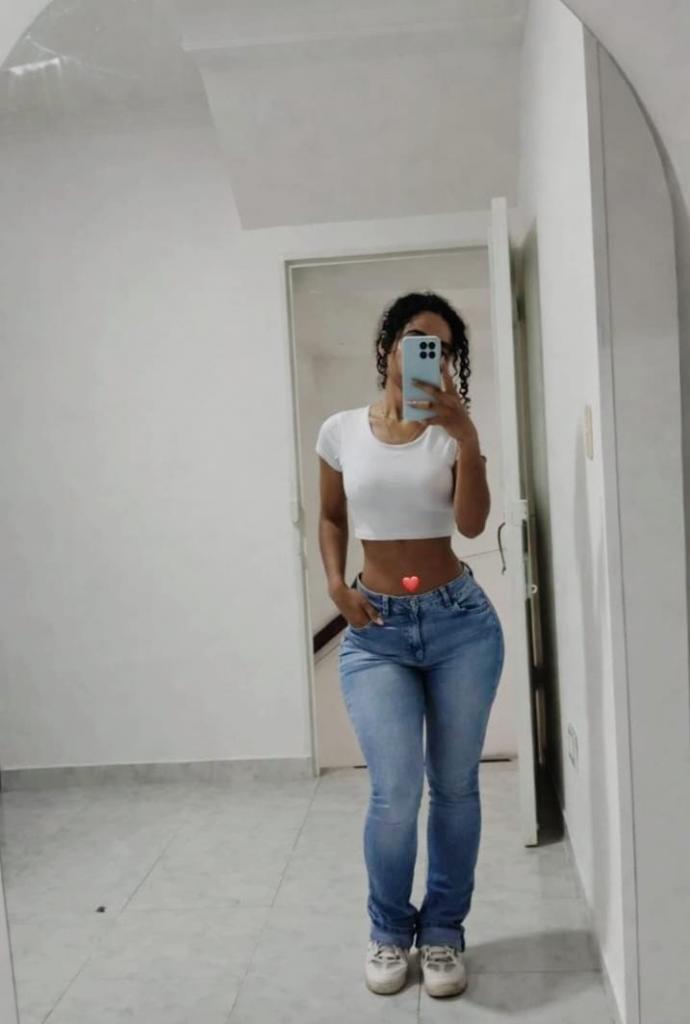 Chica busca chico en Huesca: 