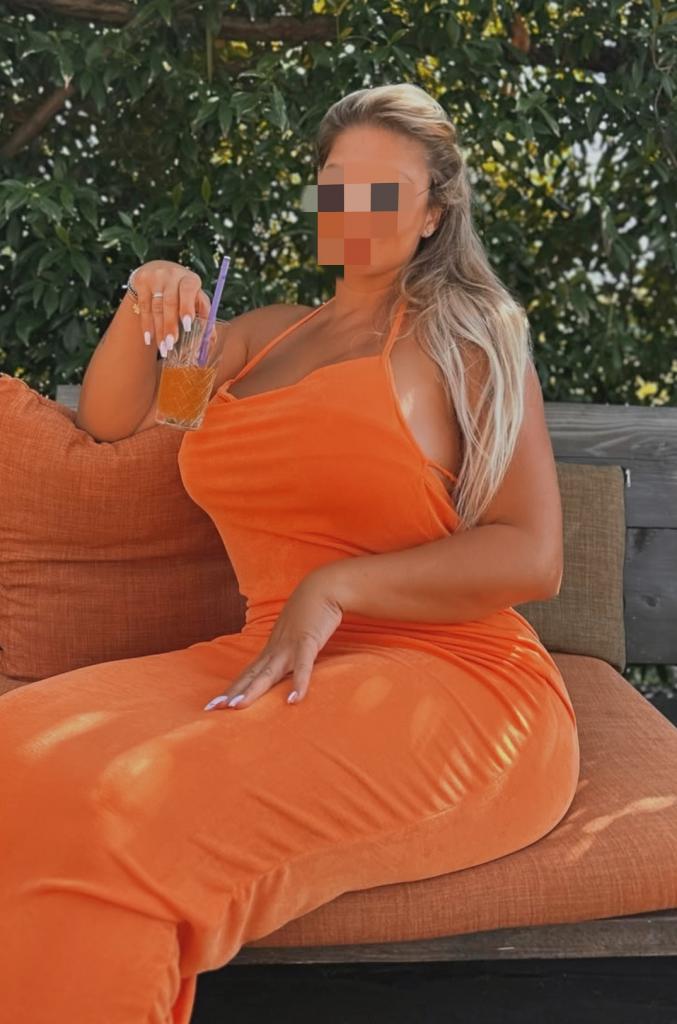 Chica busca chico en Almería: 