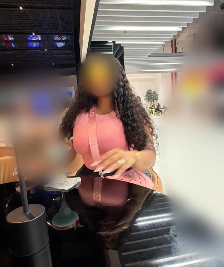 613750012: Chica busca chico en Orense