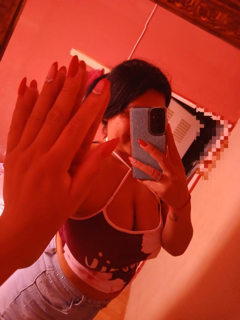 Chica busca chico en Murcia: 
