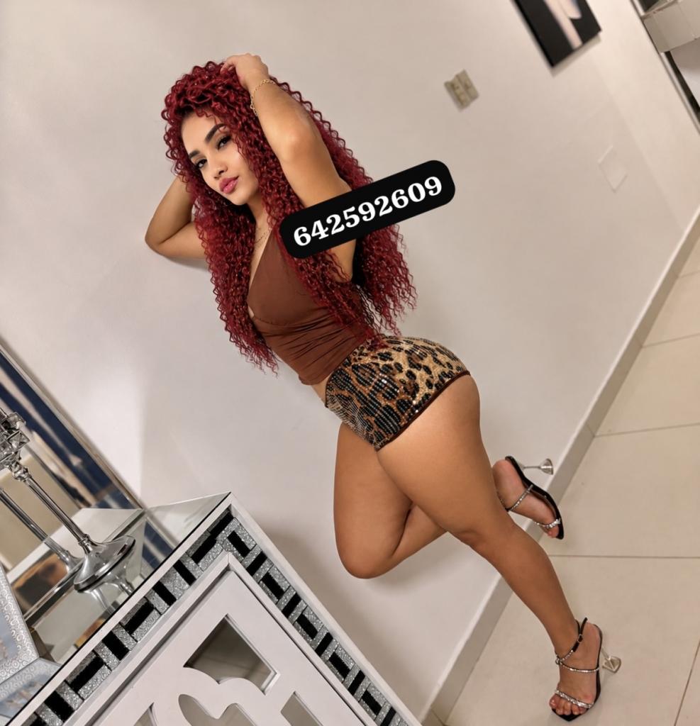 Chica busca chico en Huelva: Chica busca chico