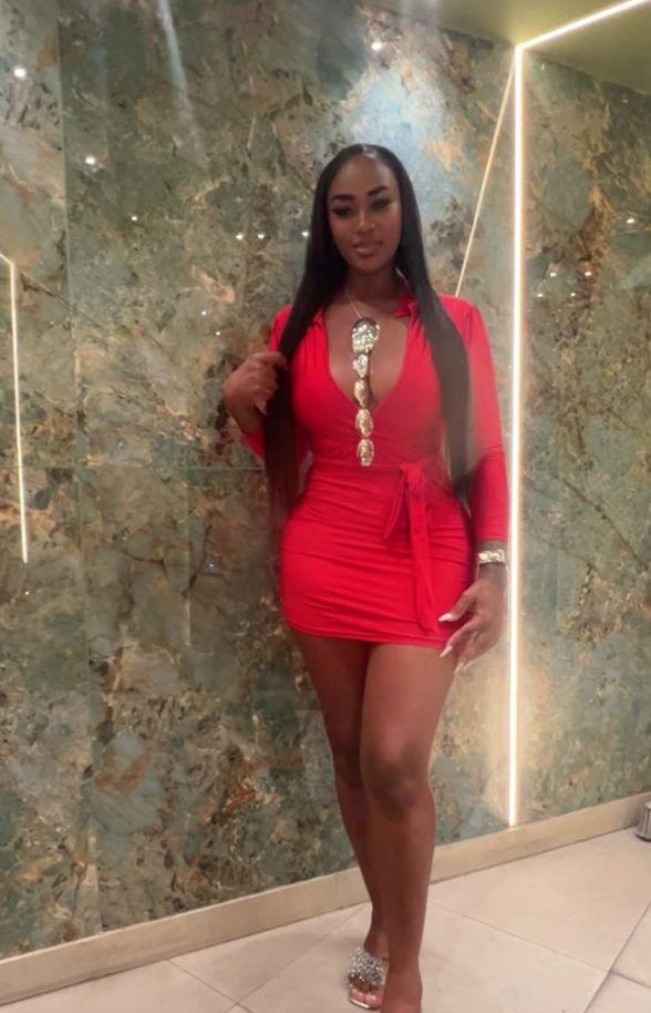 674090527: Chica busca chico en Zaragoza