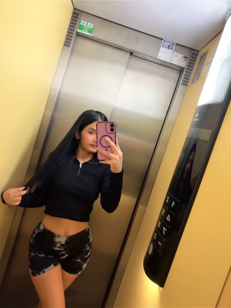 Chica busca chico en Tenerife: 