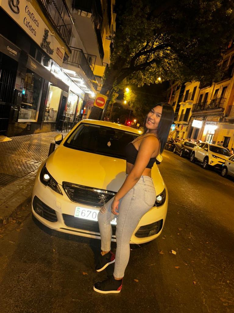 Chica busca chico en Tenerife: 