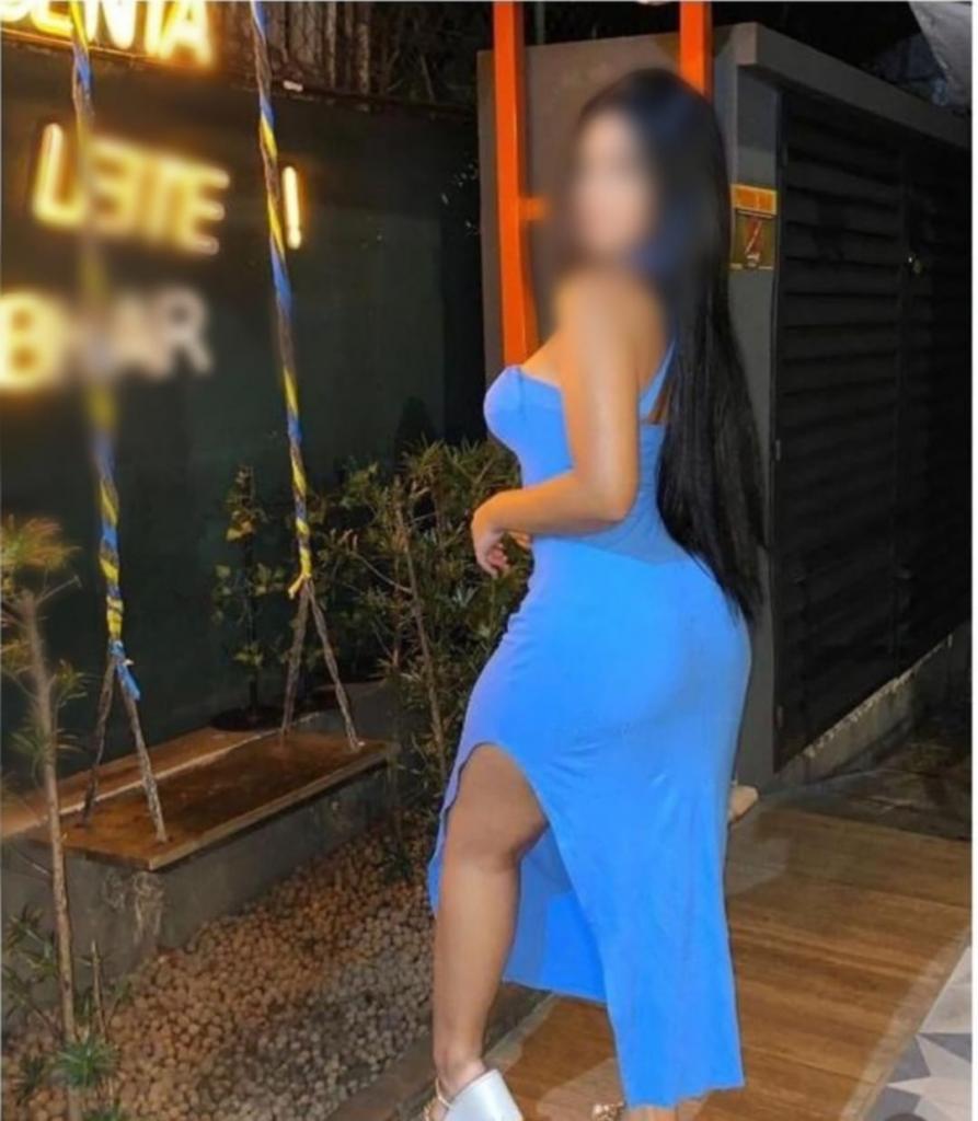 611347543: Chica busca chico en Murcia