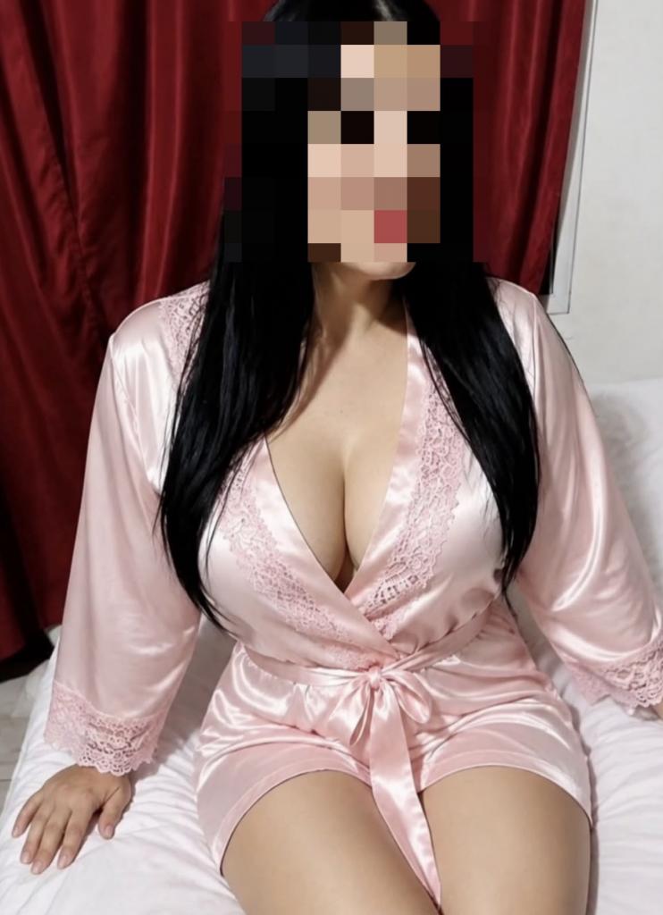 664439961: Chica busca chico en Lugo