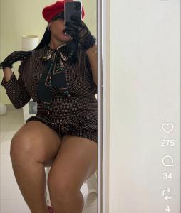 647647011: Chica busca chico en Cádiz