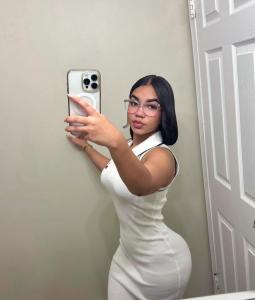 691286785: Chica busca chico en Cádiz