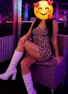 607075472: Chica busca chico en La Coruña