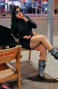 631590238: Chica busca chico en Madrid