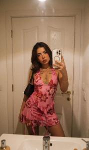 665748105: Chica busca chico en Pontevedra