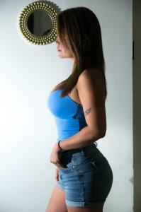 623728608: Chica busca chico en La Coruña