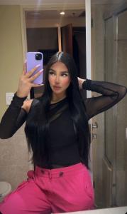 631471250: Chica busca chico en Barcelona