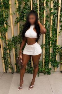 675442984: Chica busca chico en Madrid