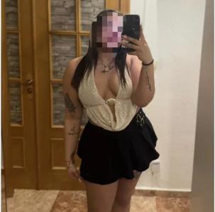 611300653: Chica busca chico en La Coruña