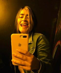 613443796: Chica busca chico en Pontevedra