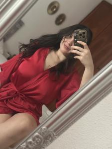 637076759: Chica busca chico en Barcelona