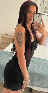 672144982: Chica busca chico en Barcelona