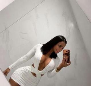 666314466: Chica busca chico en Ibiza