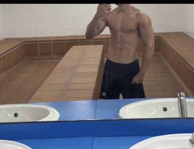 615859745: Chico busca chica en Madrid