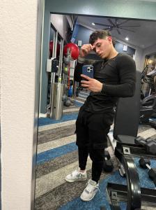 600855677: Chico busca chica en Córdoba