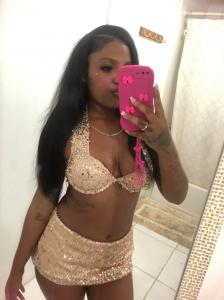 670345616: Chica busca chico en Valencia