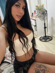 678667377: Travesti en Barcelona