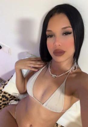 674377452: Chica busca chico en Madrid