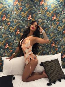 611357730: Transexual en Tenerife