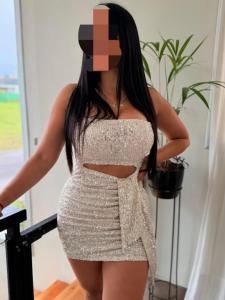 643553129: Chica busca chico en Sevilla
