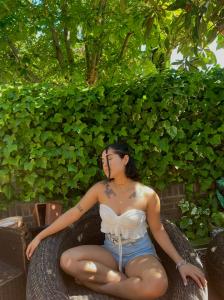 647310835: Chica busca chico en Almería