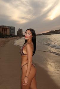 631471250: Chica busca chico en Barcelona
