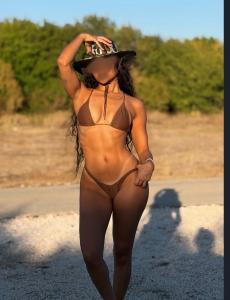 613276998: Chica busca chico en Madrid