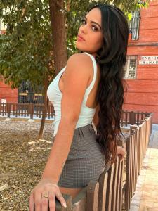 603896330: Chica busca chico en Sevilla