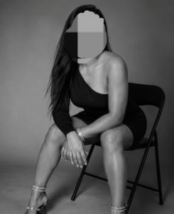 642594035: Chica busca chico en La Rioja