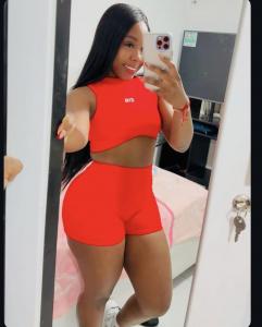 742049441: Chica busca chico en La Coruña