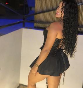 611276843: Chica busca chico en Tenerife